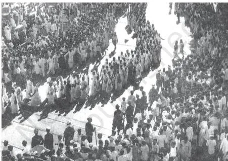 Women marching in a procession in Bombay during the Quit India Movement of 1942, showing the mass movement on the streets