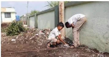 Marking the nursery boundary with lime powder